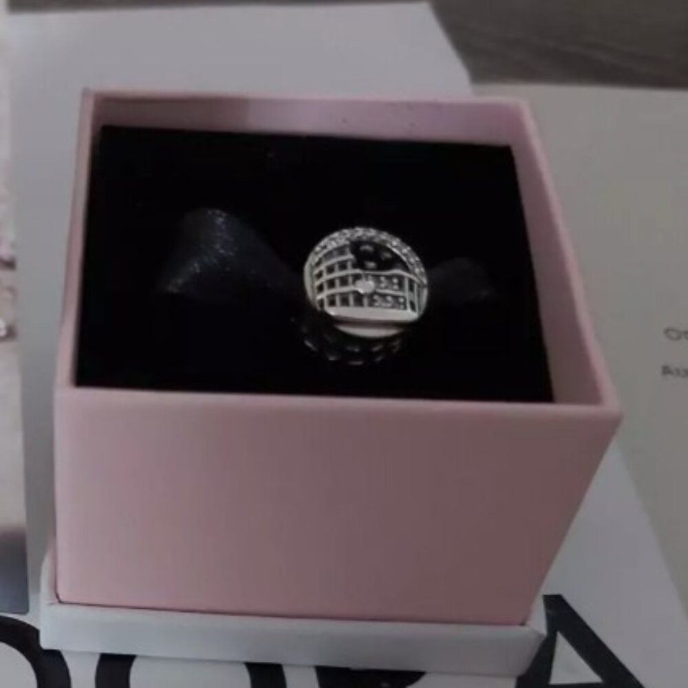 Authentic PANDORA Sterling Silver *Country Edition* Rome Colosseum